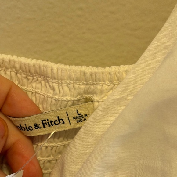 NWT Abercrombie & Fitch white mini dress with cutout detail Size L coastal - Picture 5 of 6